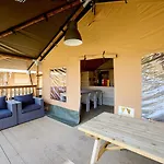 Glamping *
