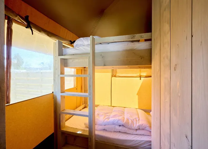 Glamping Лидо-ди-Помпоза